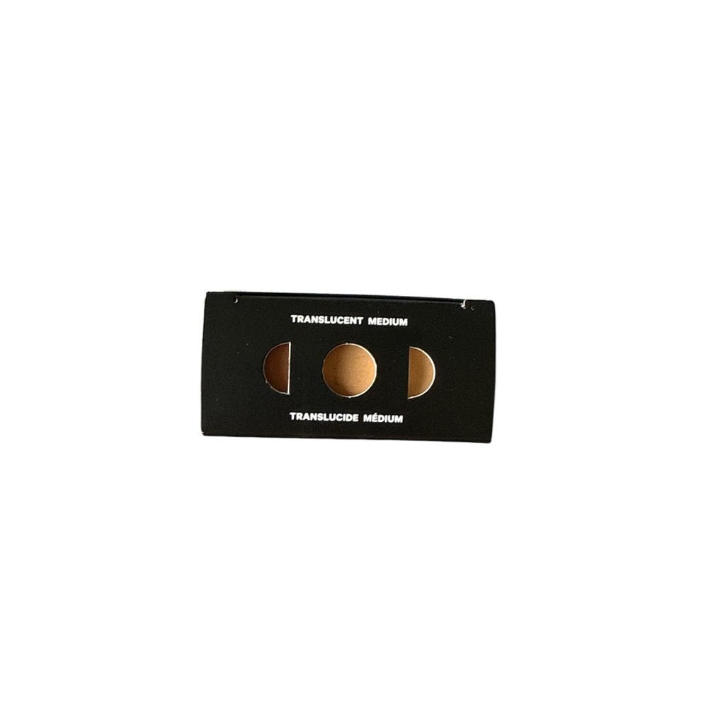 Milk Makeup Pore Eclipse Matte Setting Powder - Picture 2 of 5